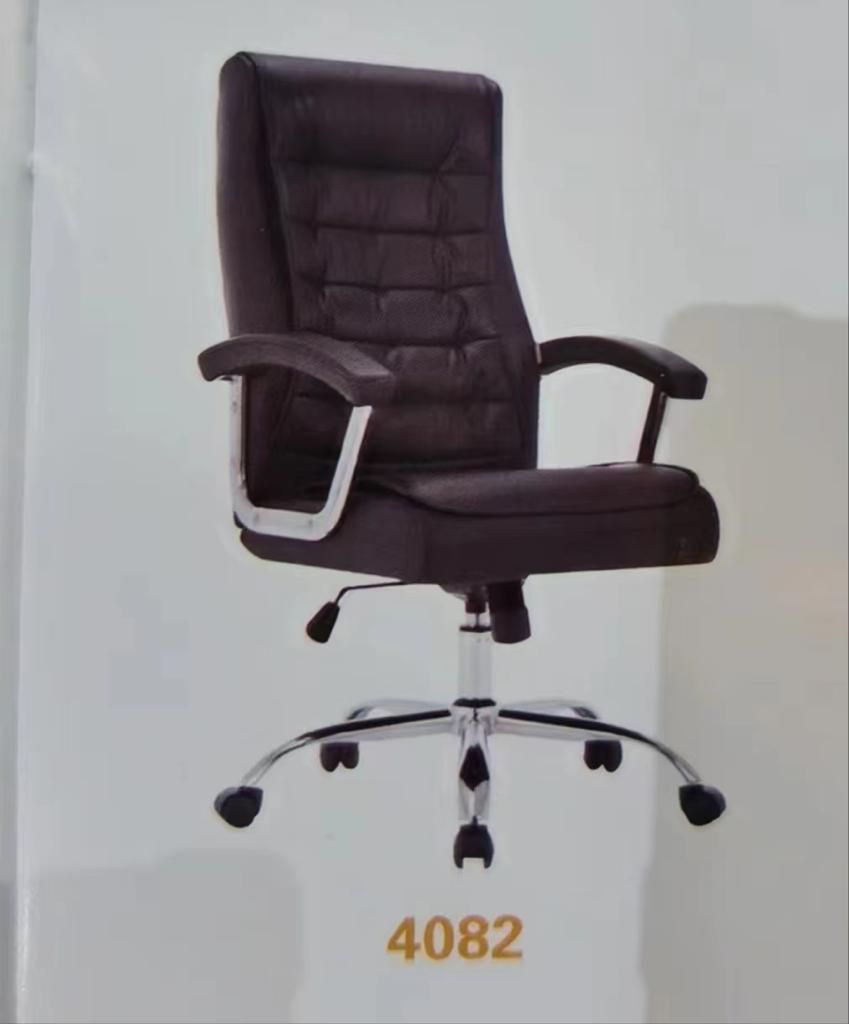 Chaise de Bureau Confort Premium – Travaillez avec Style et Ergonomie